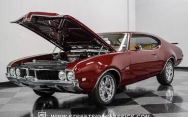 Unknown-Cutlass-1969-Burgundy-Metallic-Cream-34