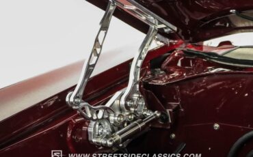 Unknown-Cutlass-1969-Burgundy-Metallic-Cream-45