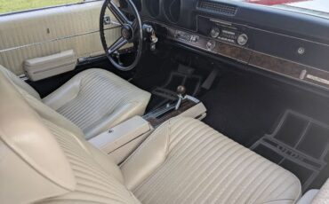 Unknown-Cutlass-1969-Crimson-Red-Pearl-White-19