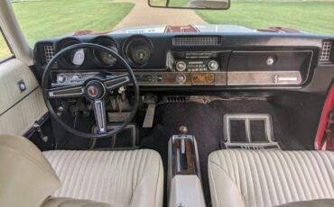 Unknown-Cutlass-1969-Crimson-RedWhite-Pearl-White-10