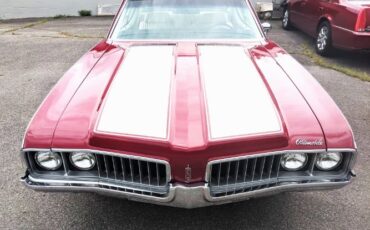 Unknown-Cutlass-1969-Crimson-RedWhite-Pearl-White-23