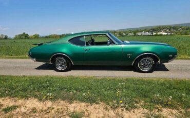 Unknown-Cutlass-1969-Green-Green-1