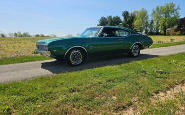 Unknown-Cutlass-1969-Green-Green-17