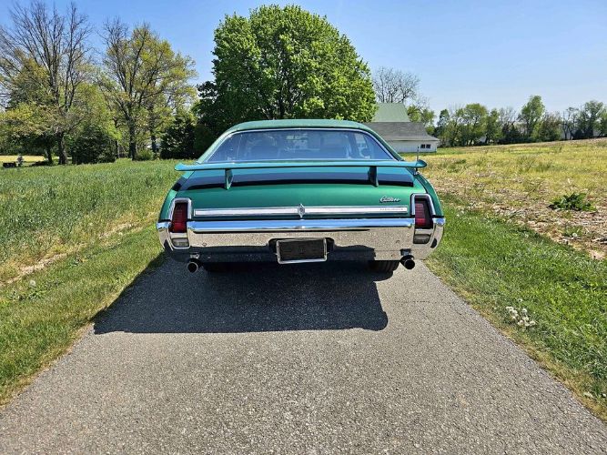 Unknown-Cutlass-1969-Green-Green-19