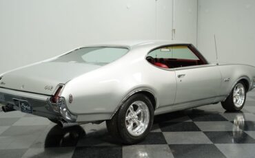 Unknown-Cutlass-1969-Platinum-Red-14