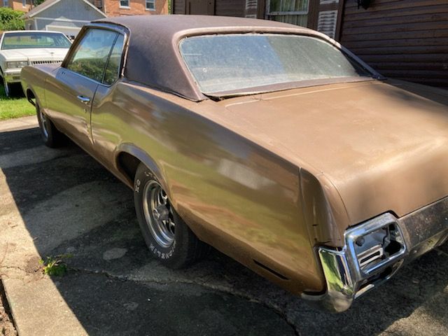 Unknown-Cutlass-1970-Custom-7