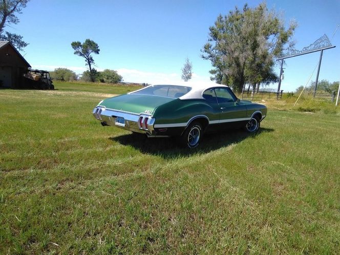 Unknown-Cutlass-1970-Green-Green-4