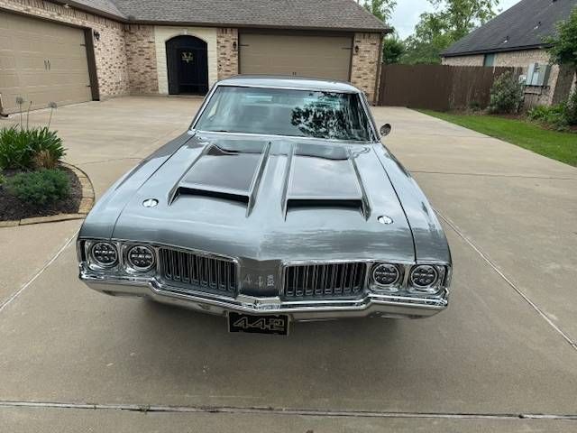 Unknown-Cutlass-1970-Silver-6