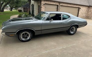 Unknown-Cutlass-1970-Silver-7