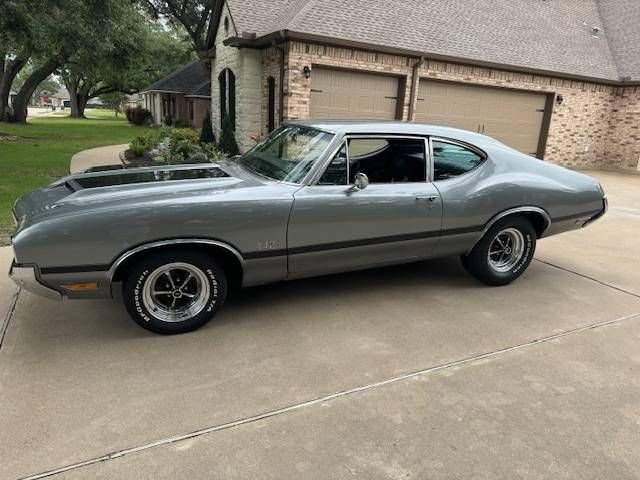 Unknown-Cutlass-1970-Silver-7