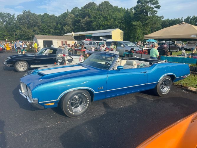 Unknown-Cutlass-1971-2