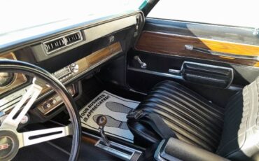 Unknown-Cutlass-1971-Matador-Red-Black-21