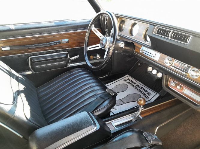 Unknown-Cutlass-1971-Matador-Red-Black-22