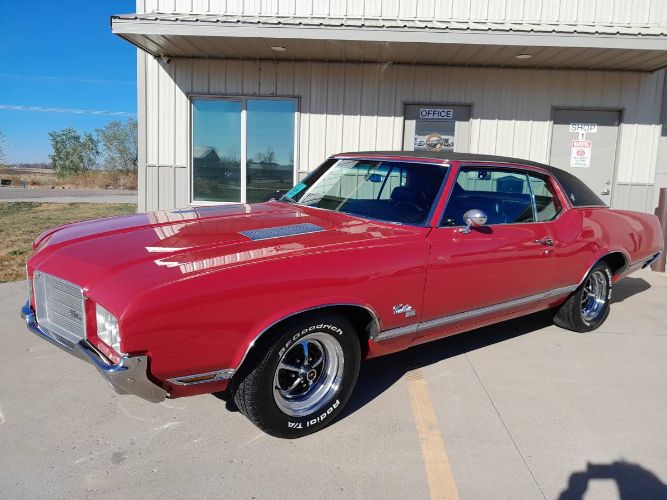 Unknown-Cutlass-1971-Matador-Red-Black-5