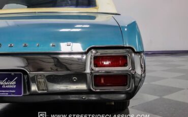 Unknown-Cutlass-1971-Nordic-Blue-Blue-29
