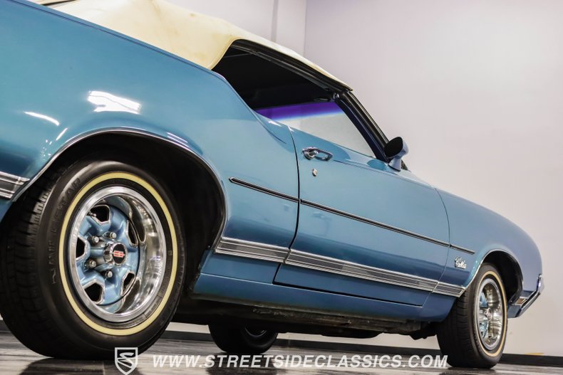 Unknown-Cutlass-1971-Nordic-Blue-Blue-31