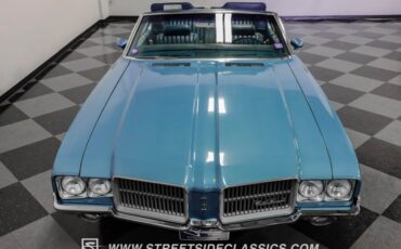 Unknown-Cutlass-1971-Nordic-Blue-Blue-35