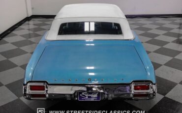 Unknown-Cutlass-1971-Nordic-Blue-Blue-36
