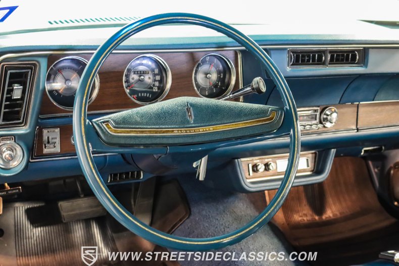 Unknown-Cutlass-1971-Nordic-Blue-Blue-45