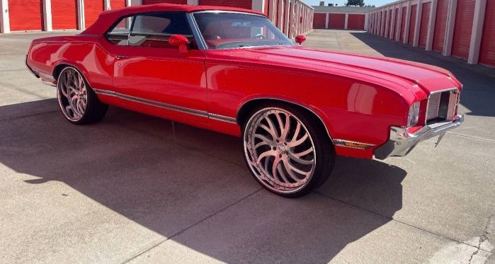 Unknown-Cutlass-1971-Red-Red-4