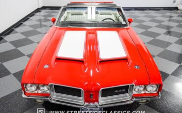 Unknown-Cutlass-1971-Red-White-1