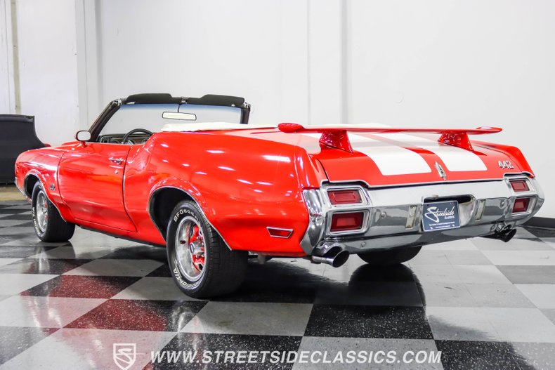 Unknown-Cutlass-1971-Red-White-13