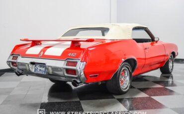 Unknown-Cutlass-1971-Red-White-17