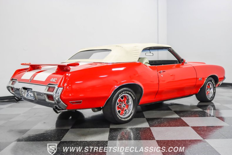 Unknown-Cutlass-1971-Red-White-18