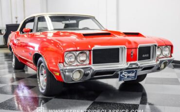 Unknown-Cutlass-1971-Red-White-24