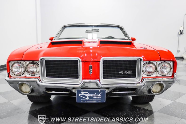 Unknown-Cutlass-1971-Red-White-25