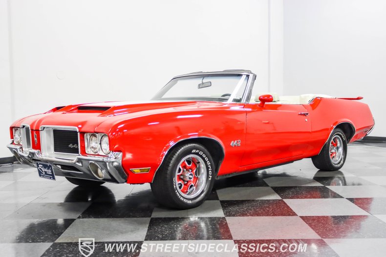 Unknown-Cutlass-1971-Red-White-6