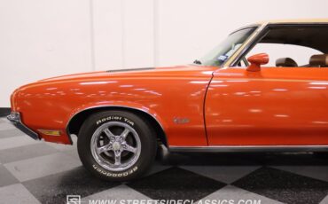 Unknown-Cutlass-1972-Flame-Orange-Covert-Gold-12