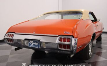 Unknown-Cutlass-1972-Flame-Orange-Covert-Gold-2