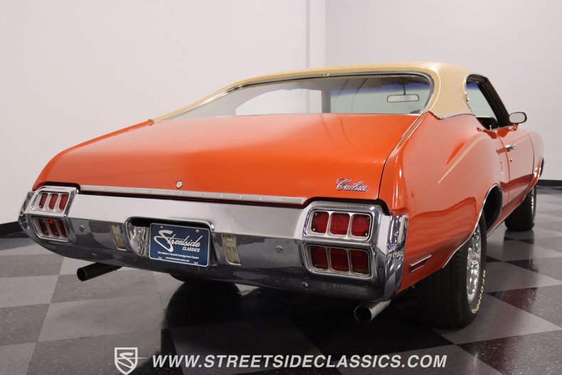 Unknown-Cutlass-1972-Flame-Orange-Covert-Gold-2