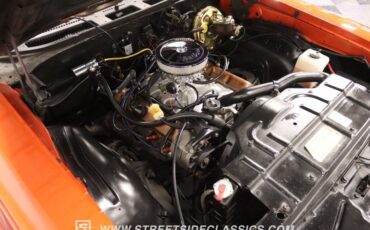 Unknown-Cutlass-1972-Flame-Orange-Covert-Gold-23
