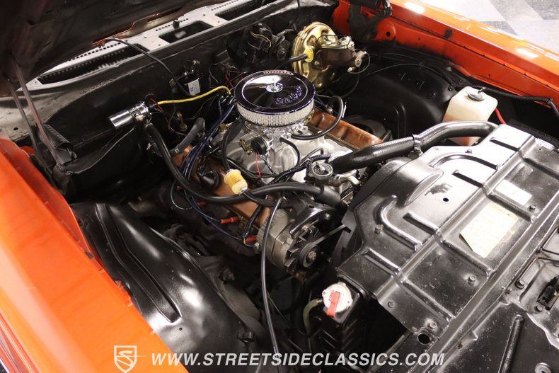 Unknown-Cutlass-1972-Flame-Orange-Covert-Gold-23