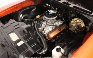 Unknown-Cutlass-1972-Flame-Orange-Covert-Gold-26
