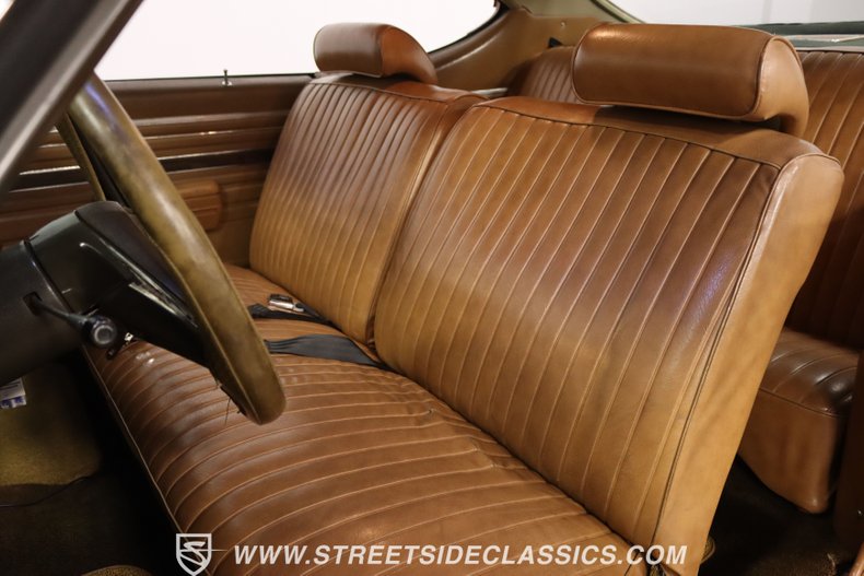 Unknown-Cutlass-1972-Flame-Orange-Covert-Gold-31