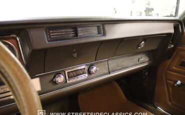 Unknown-Cutlass-1972-Flame-Orange-Covert-Gold-37