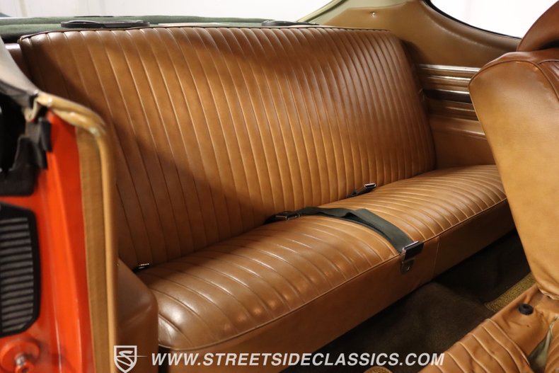 Unknown-Cutlass-1972-Flame-Orange-Covert-Gold-38