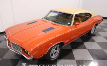 Unknown-Cutlass-1972-Flame-Orange-Covert-Gold-8