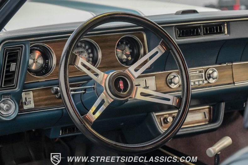 Unknown-Cutlass-1972-Nordic-Blue-Blue-15