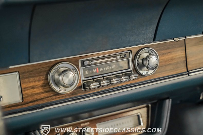 Unknown-Cutlass-1972-Nordic-Blue-Blue-18
