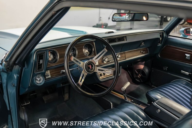 Unknown-Cutlass-1972-Nordic-Blue-Blue-2