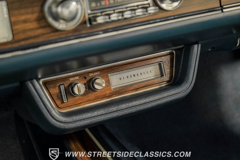 Unknown-Cutlass-1972-Nordic-Blue-Blue-20
