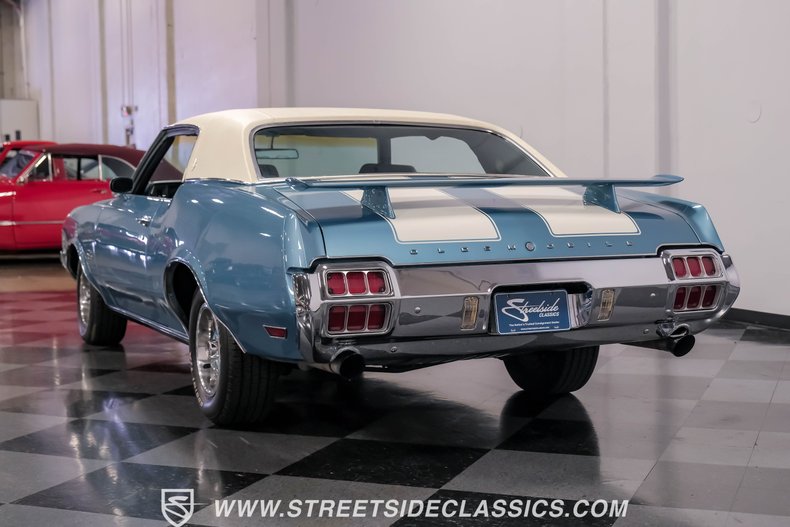 Unknown-Cutlass-1972-Nordic-Blue-Blue-26