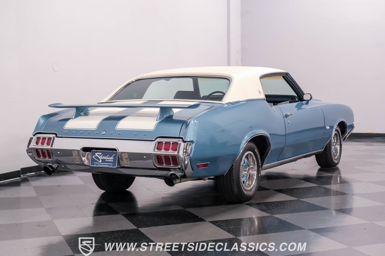 Unknown-Cutlass-1972-Nordic-Blue-Blue-28