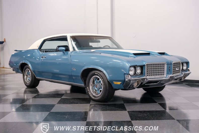 Unknown-Cutlass-1972-Nordic-Blue-Blue-32