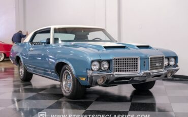 Unknown-Cutlass-1972-Nordic-Blue-Blue-33