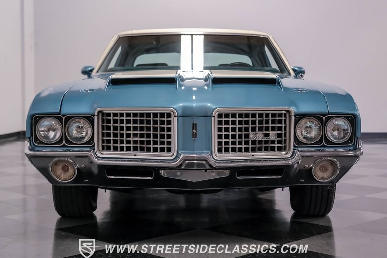 Unknown-Cutlass-1972-Nordic-Blue-Blue-35